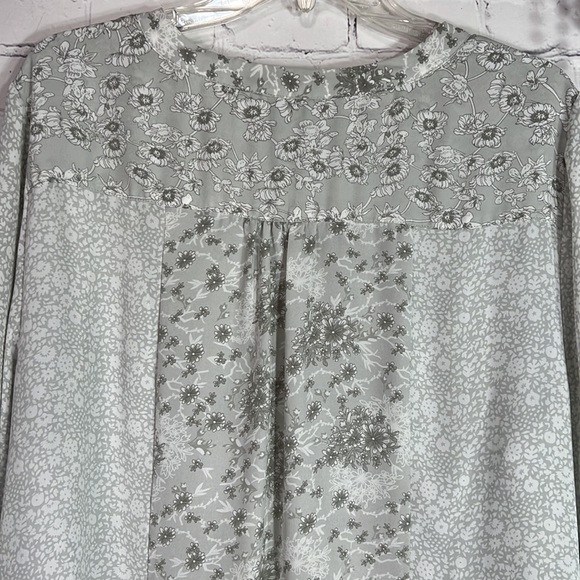 Cynthia Rowley Woman contrasting floral top - Picture 8 of 11